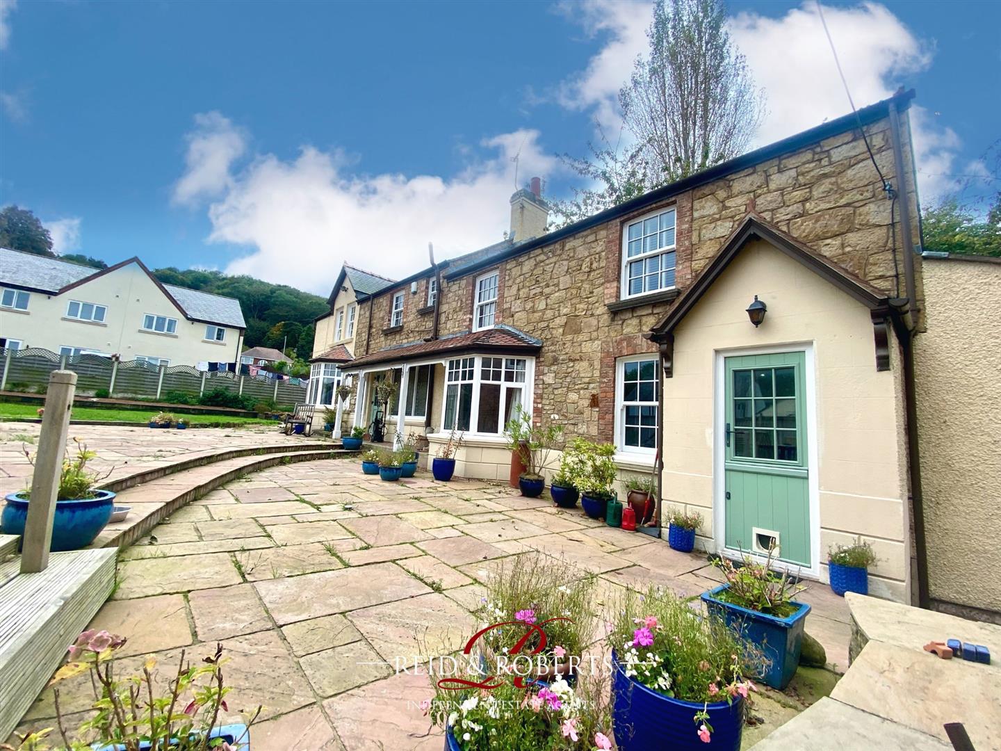 Brynford Street, Holywell Reid and Roberts